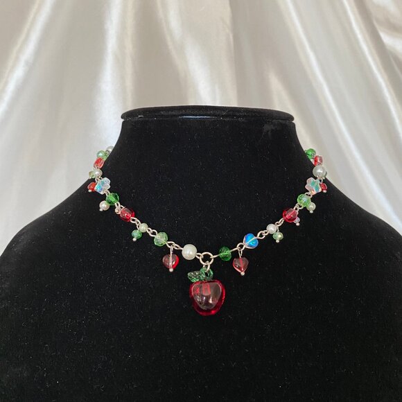 apple of my eye necklace - Picture 5 of 5